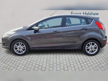 Used Ford Fiesta 2017 for sale - 77995755: Photo