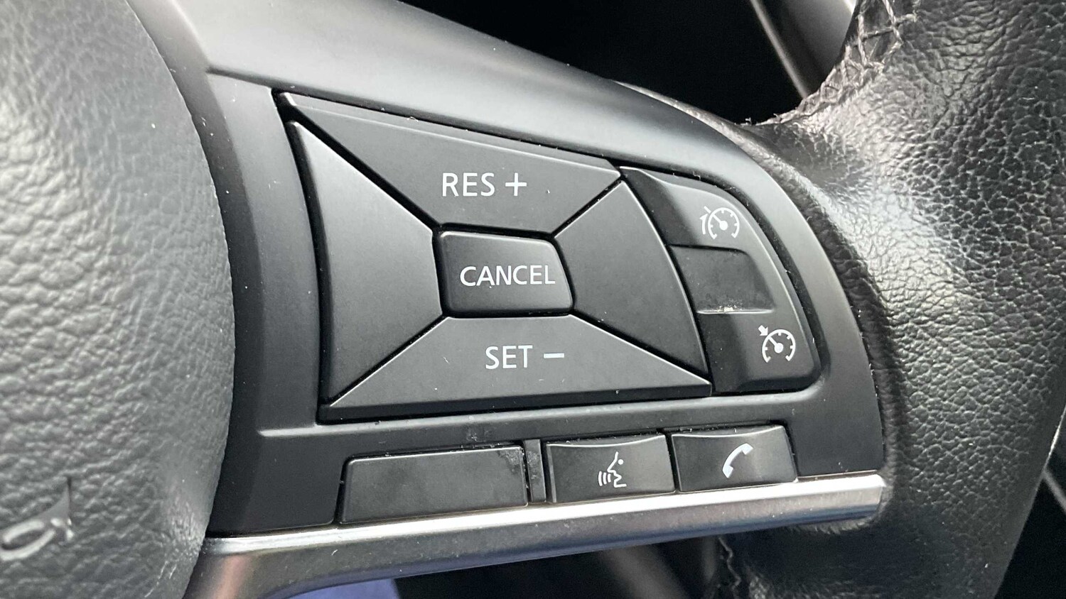 Used Nissan Juke 2024 for sale - 77112302: Photo 20