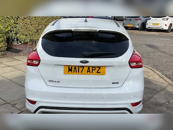 Used Ford Focus 2017 for sale - 77589212: Photo