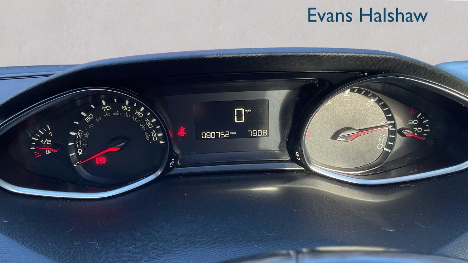 Used Peugeot 308 2015 for sale - 77134755: Photo 5