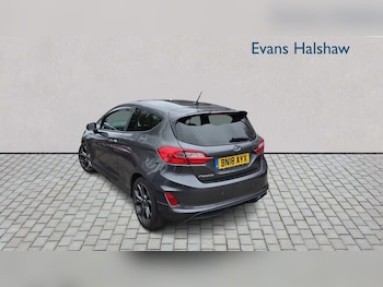 Used Ford Fiesta 2018 for sale - 77428993: Photo