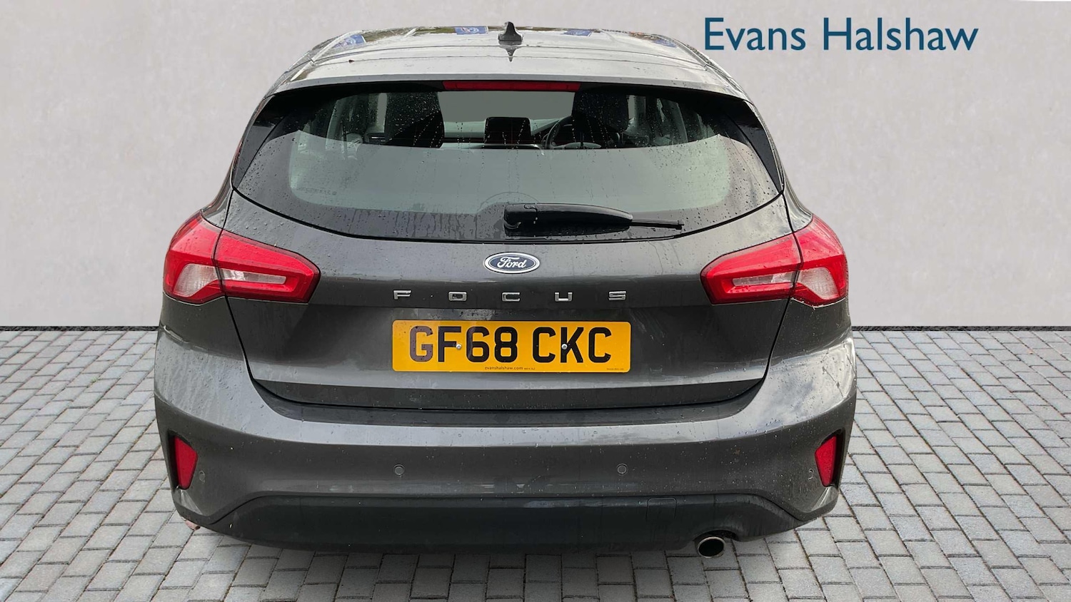 Used Ford Focus 2018 for sale - 76624610: Photo 2