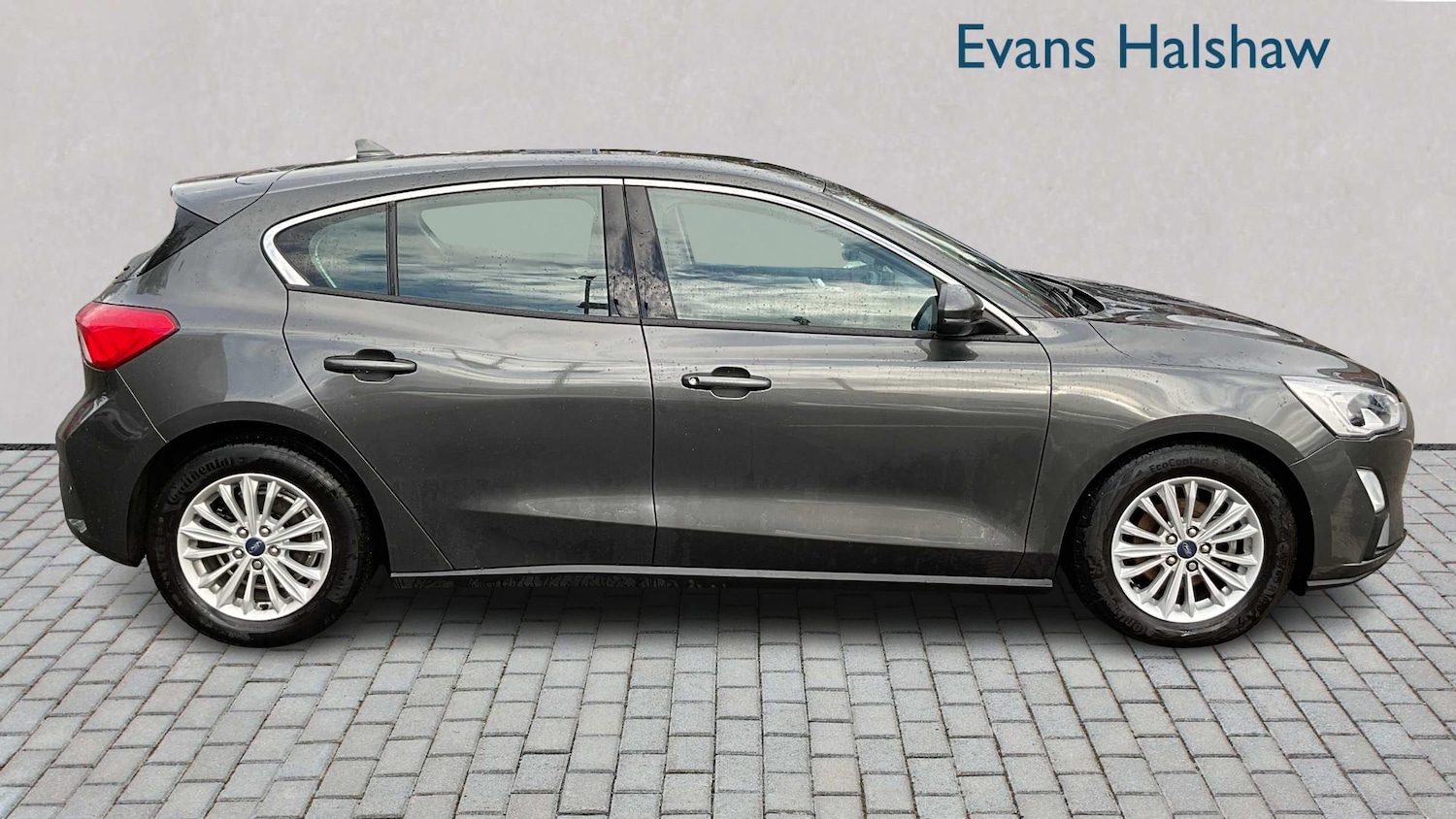 Used Ford Focus 2018 for sale - 76624610: Photo 3