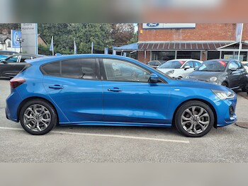 Used Ford Focus 2023 for sale - 75944469: Photo