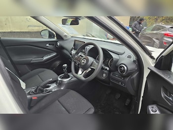 Used Nissan Juke 2023 for sale - 77011216: Photo