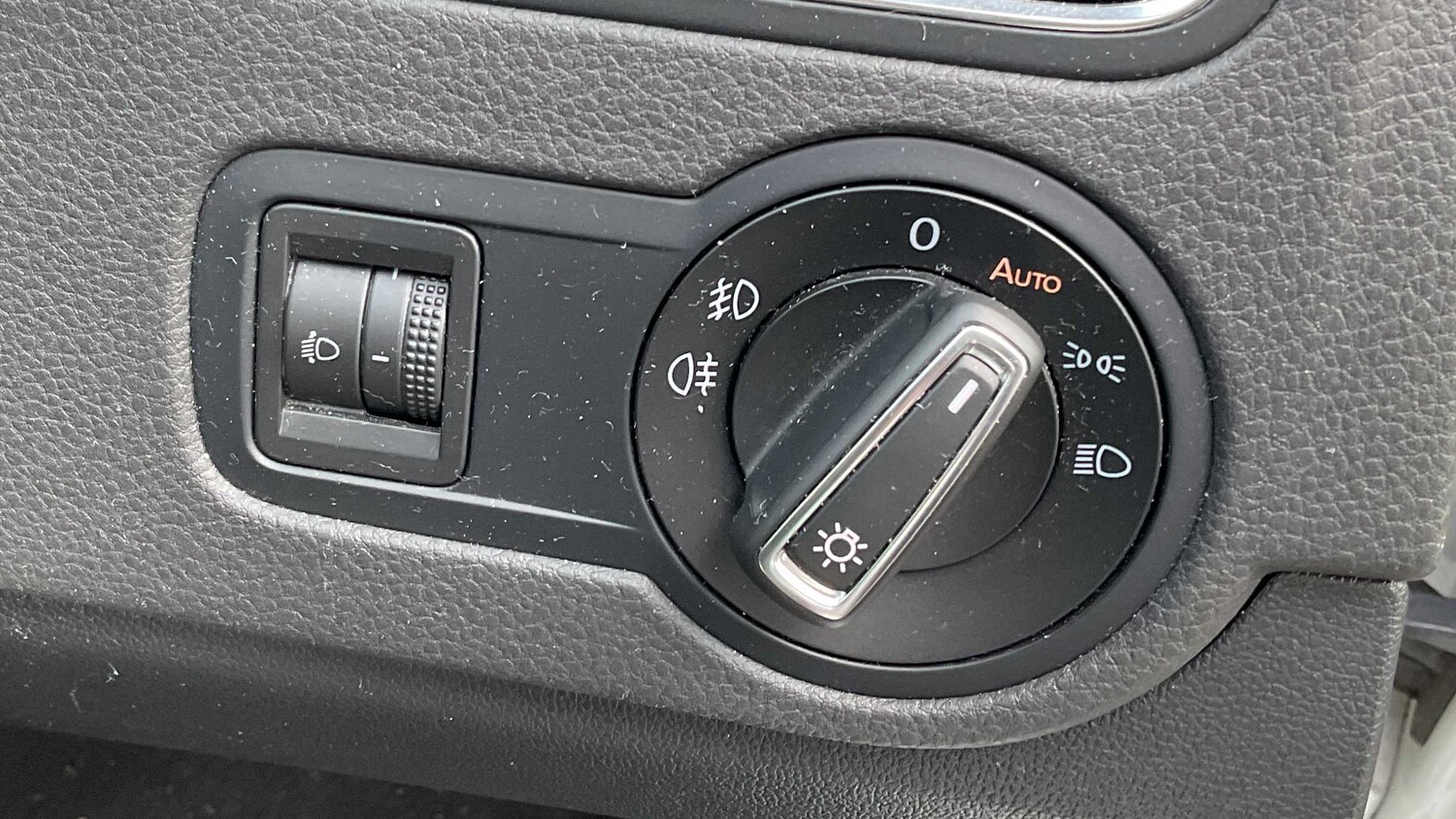 Used Volkswagen Polo 2017 for sale - 77553141: Photo 12