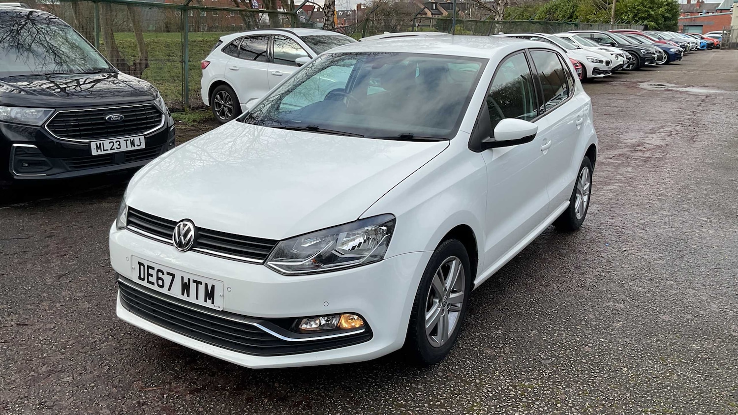 Used Volkswagen Polo 2017 for sale - 77553141: Photo 2