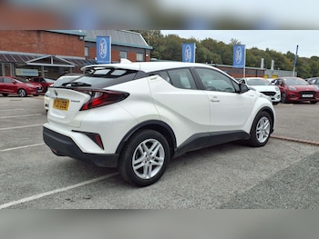 Used Toyota C-HR 2021 for sale - 76286461: Photo