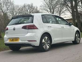 Used Volkswagen Golf 2019 for sale - 75044080: Photo