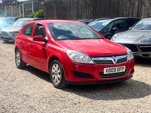 Used Vauxhall Astra 2009 for sale - 75043446: Photo 1