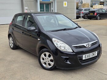 Used Hyundai i20 2011 for sale - 75520639: Photo