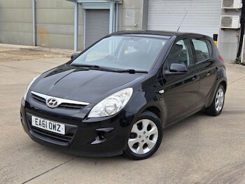 Used Hyundai i20 2011 for sale - 75520639: Photo