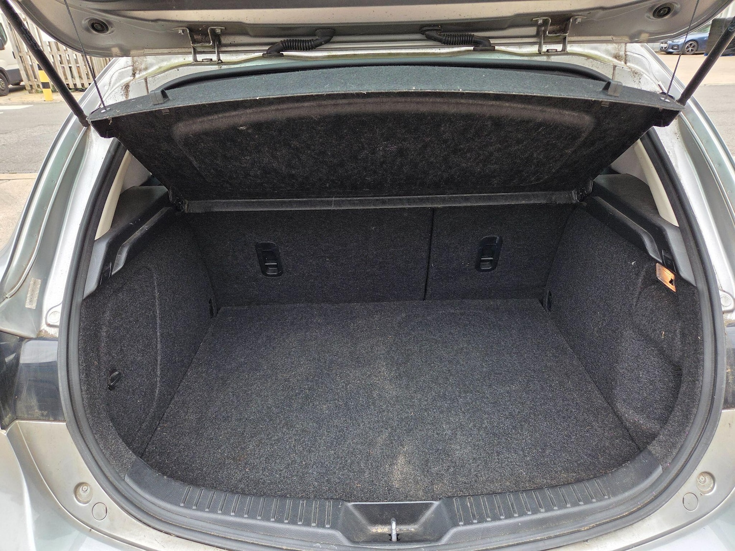 Vehicle 33