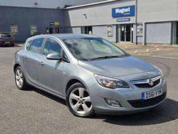 2011 (61) - 1.4T 16v SRi Euro 5 5dr