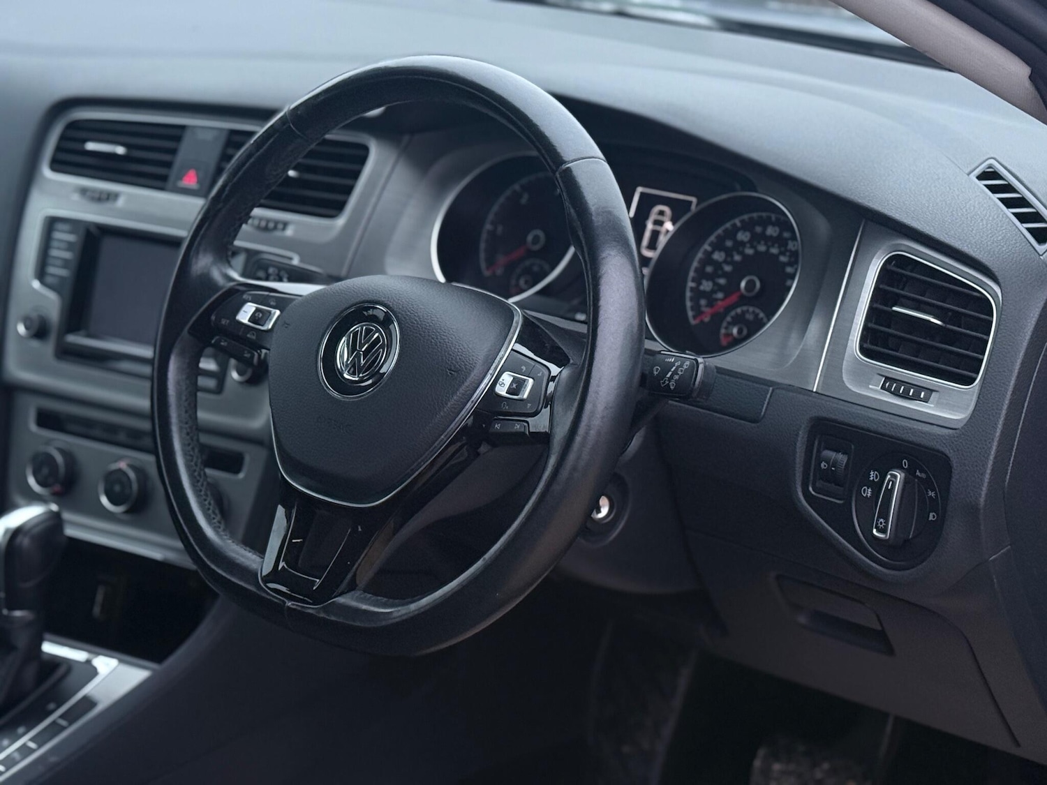 Used Volkswagen Golf 2014 for sale - 77143707: Photo 12