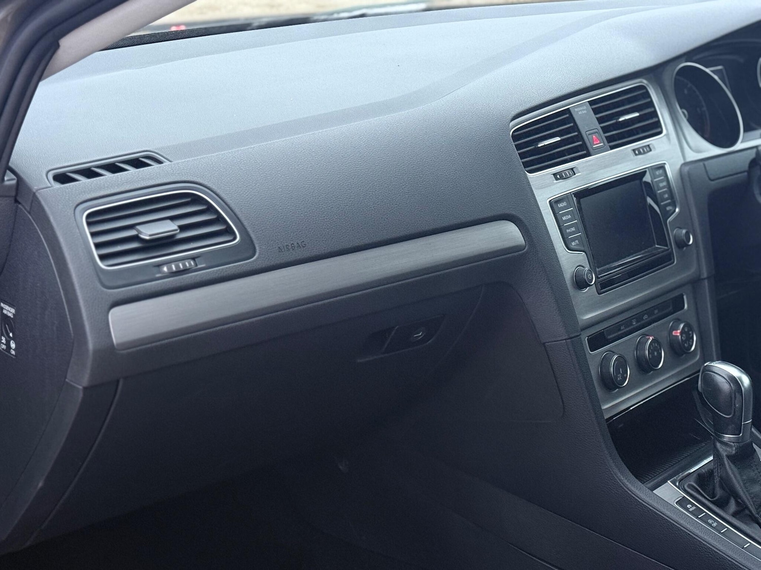 Used Volkswagen Golf 2014 for sale - 77143707: Photo 20