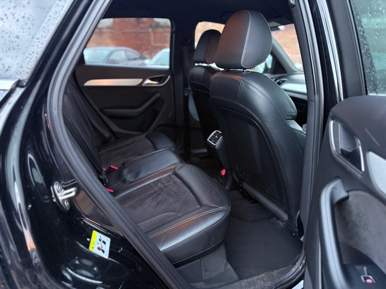 Used Audi Q3 2015 for sale - 77238580: Photo 10