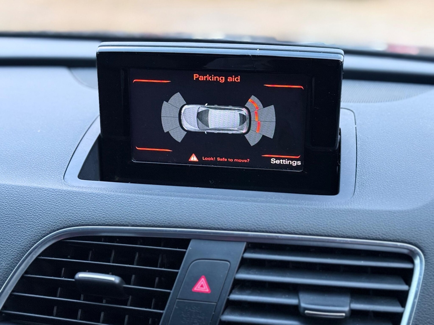 Used Audi Q3 2015 for sale - 77238580: Photo 21