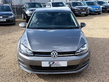 Used Volkswagen Golf 2016 for sale - 75756952: Photo