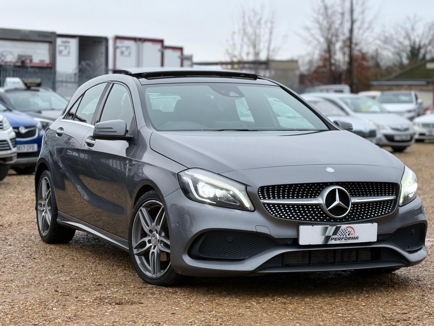 Used Mercedes-Benz A-Class 2015 for sale - 76592618: Photo 1