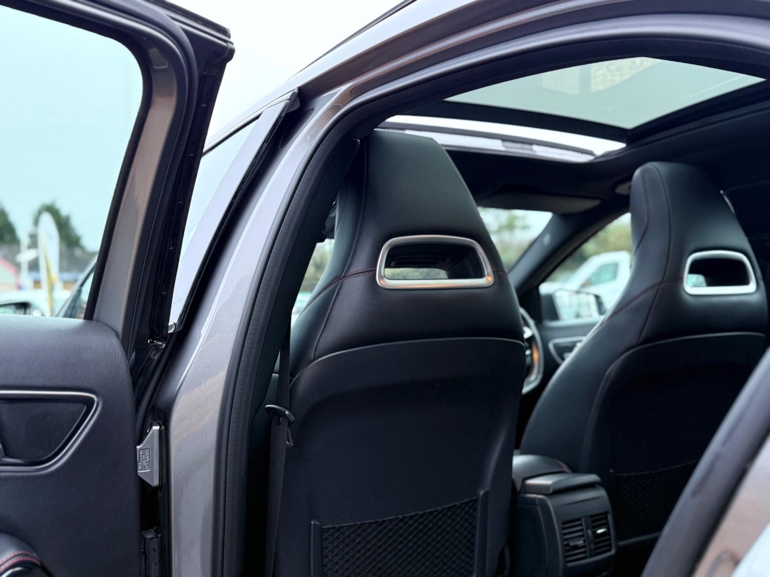 Used Mercedes-Benz A-Class 2015 for sale - 76592618: Photo 22