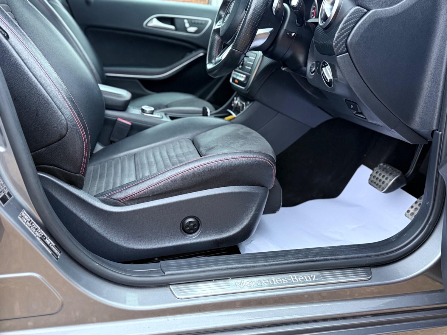 Used Mercedes-Benz A-Class 2015 for sale - 76592618: Photo 29