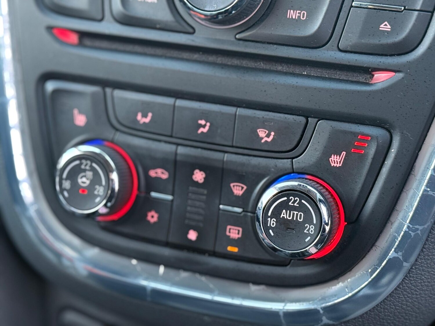 Used Vauxhall Mokka 2014 for sale - 76912996: Photo 18