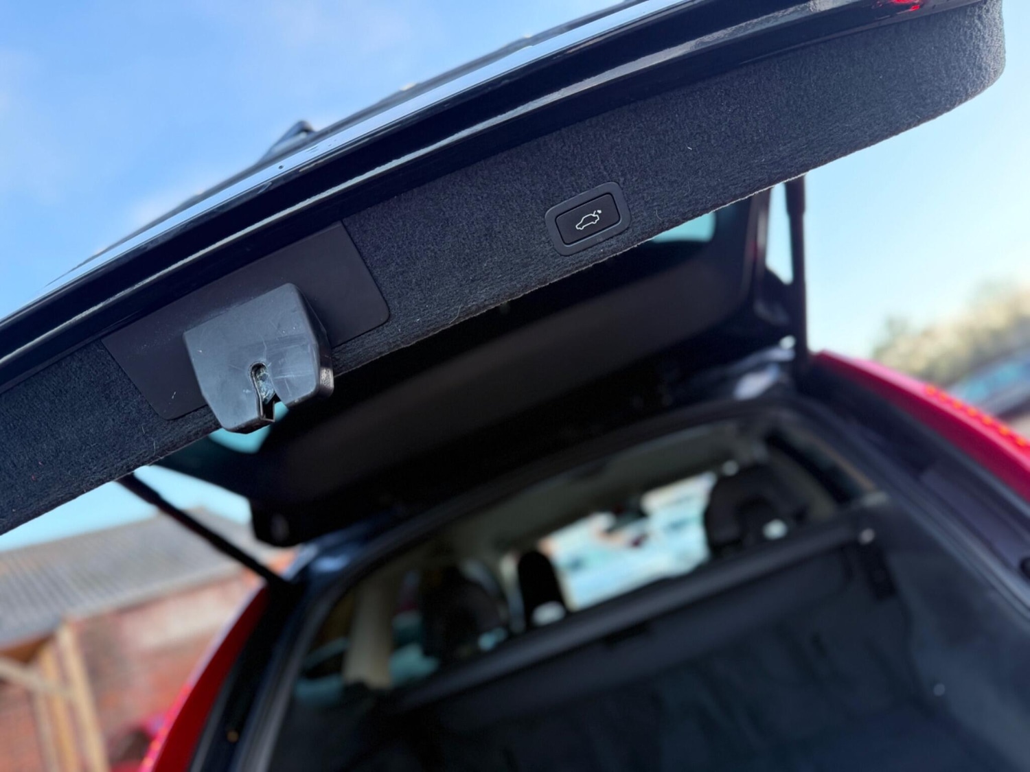 Used Volvo XC60 2012 for sale - 76742364: Photo 15