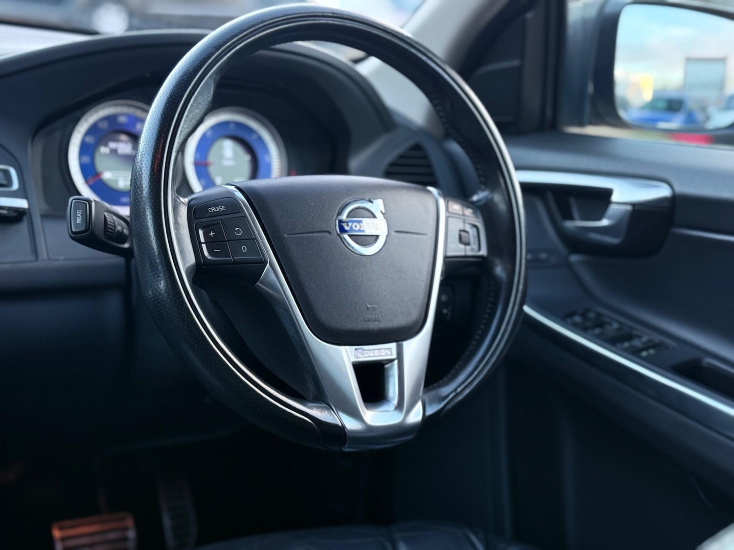 Used Volvo XC60 2012 for sale - 76742364: Photo 22