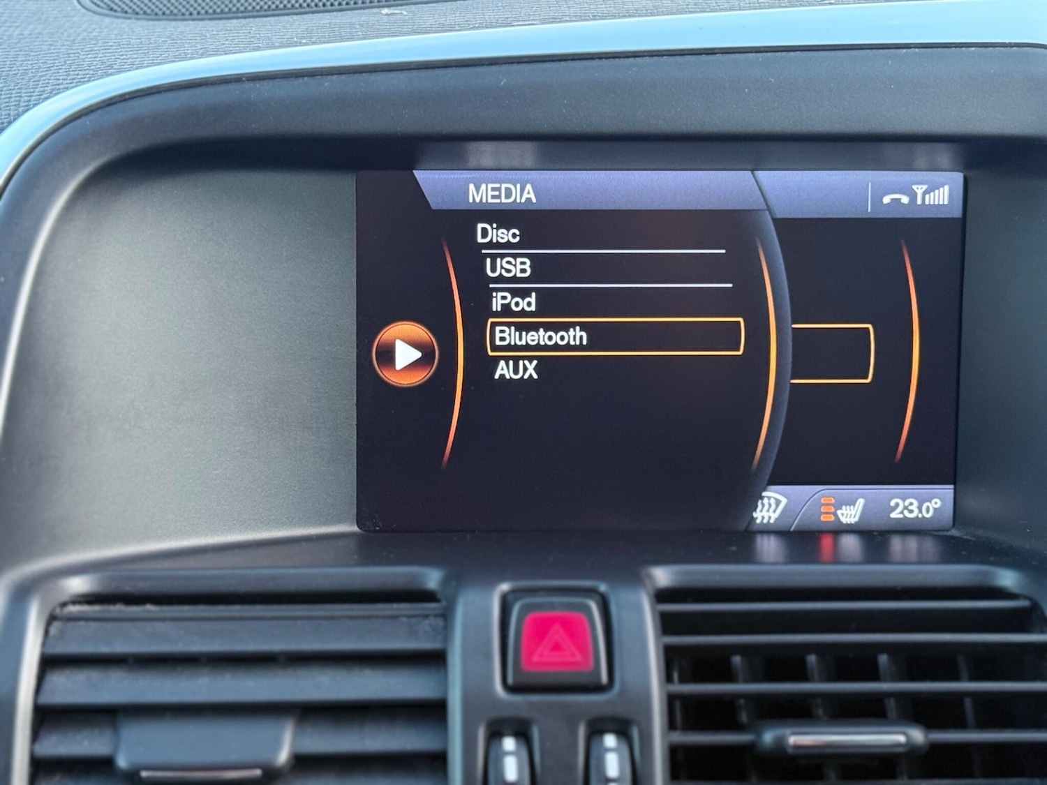 Used Volvo XC60 2012 for sale - 76742364: Photo 24