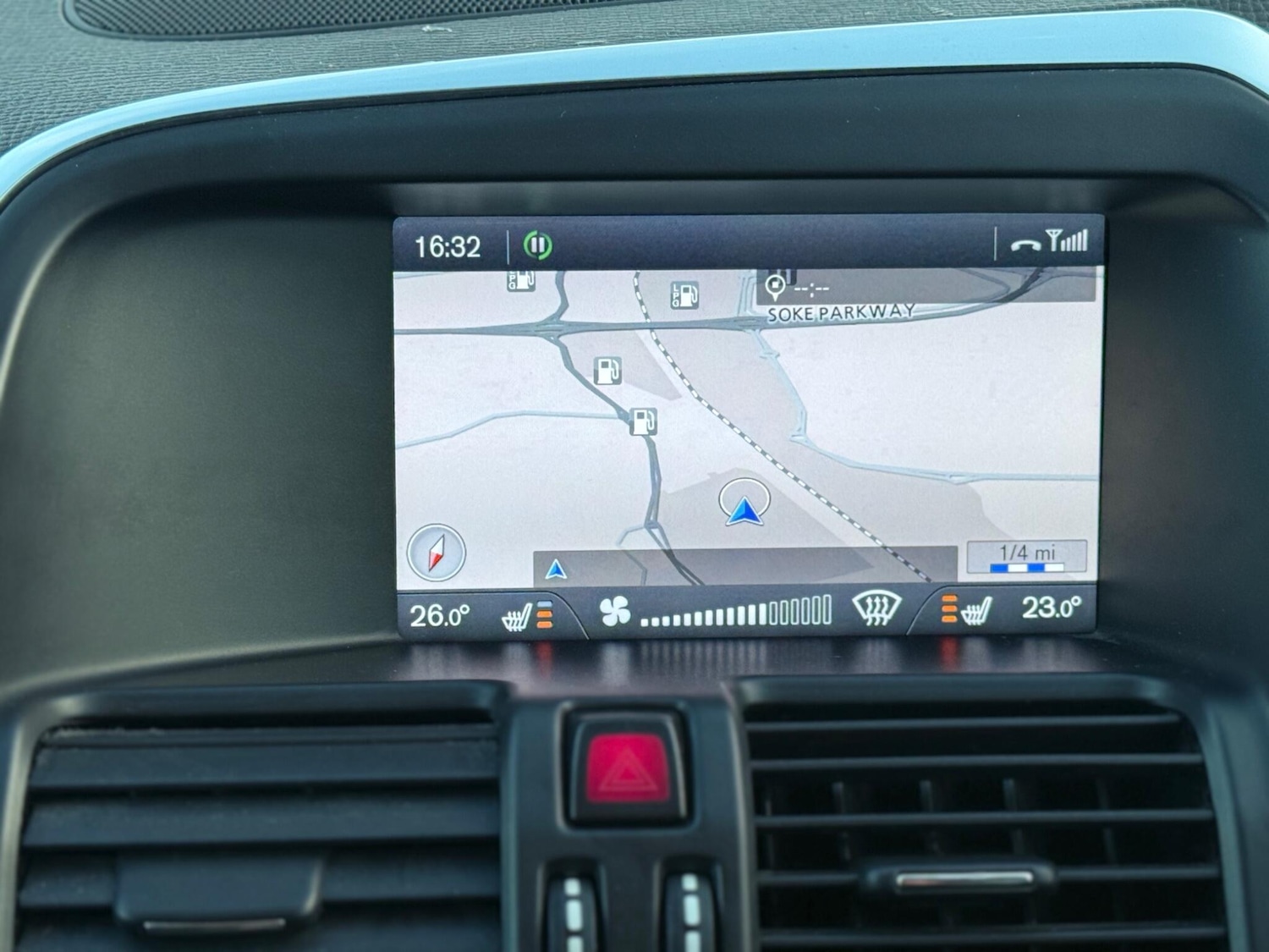 Used Volvo XC60 2012 for sale - 76742364: Photo 25