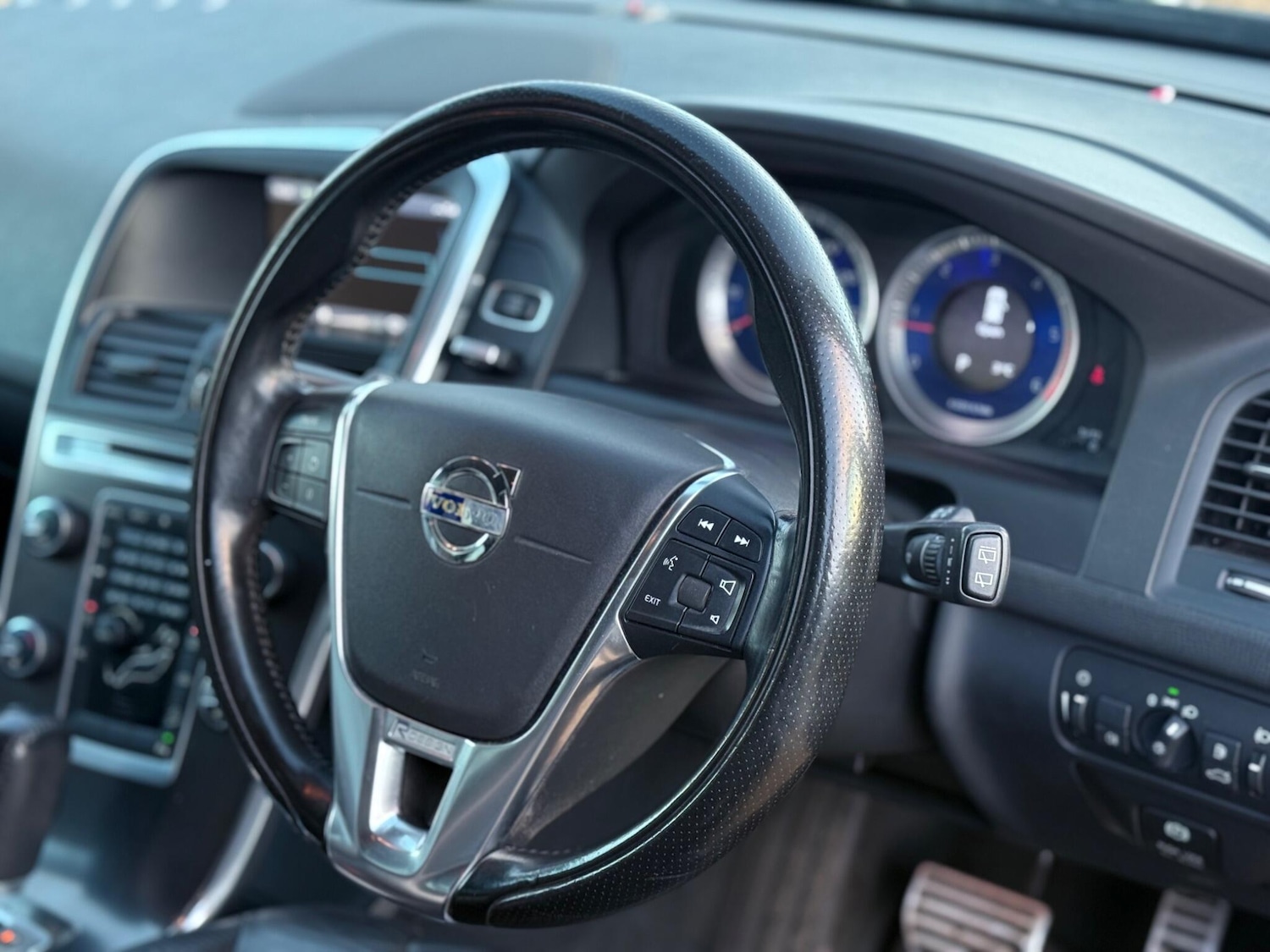 Used Volvo XC60 2012 for sale - 76742364: Photo 35