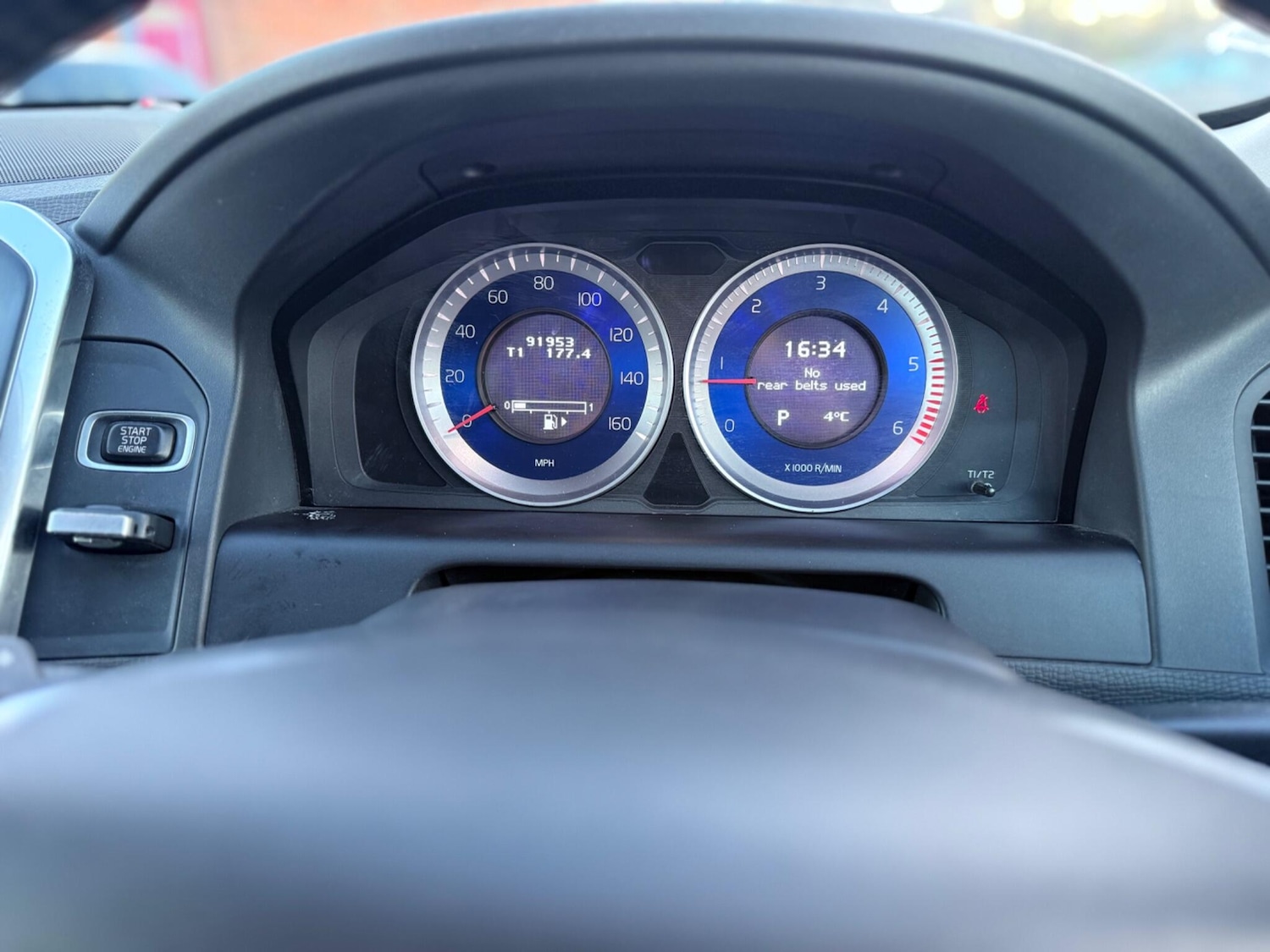 Used Volvo XC60 2012 for sale - 76742364: Photo 38