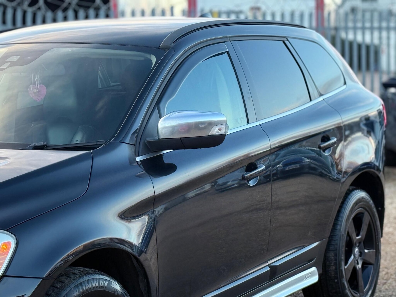 Used Volvo XC60 2012 for sale - 76742364: Photo 6