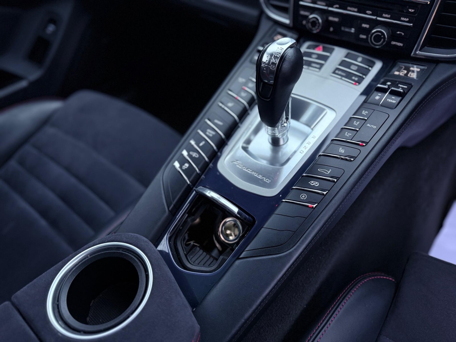 Used Porsche Panamera 2012 for sale - 77564752: Photo 18