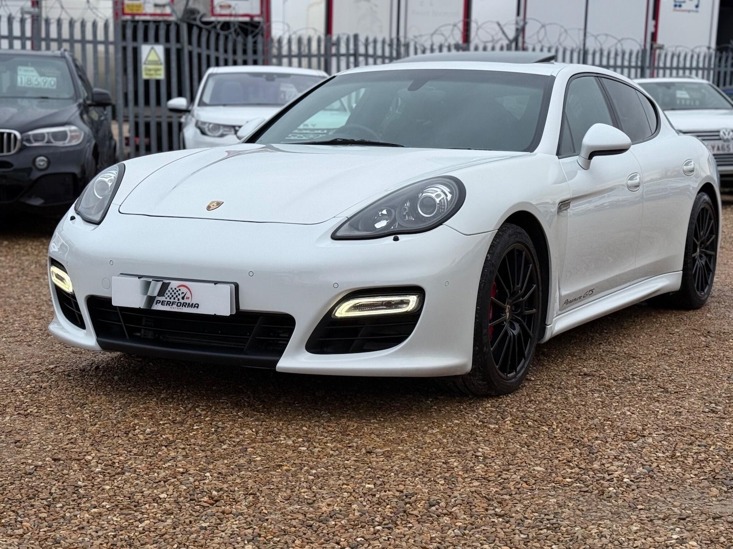 Used Porsche Panamera 2012 for sale - 77564752: Photo 3