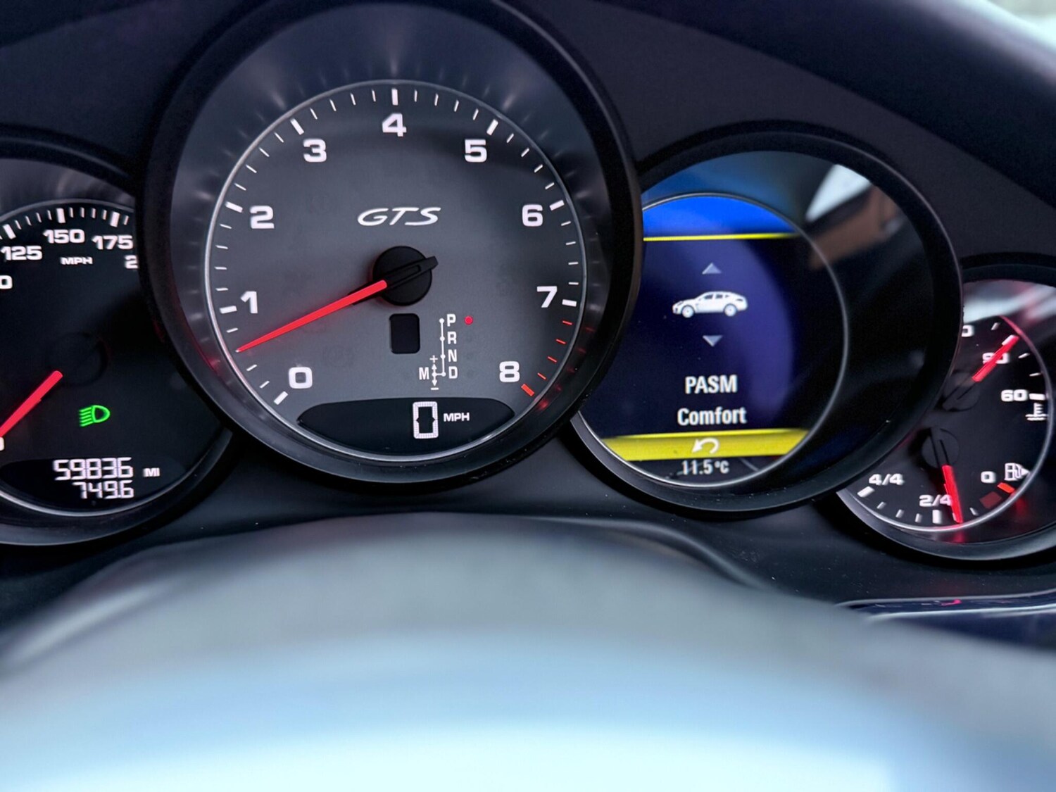 Used Porsche Panamera 2012 for sale - 77564752: Photo 40