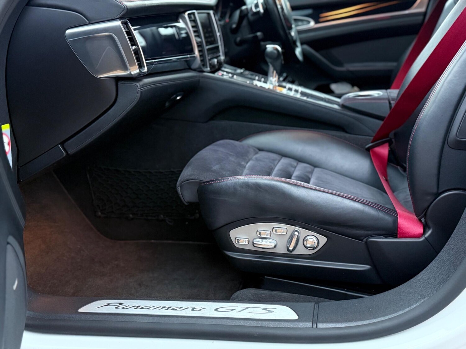 Used Porsche Panamera 2012 for sale - 77564752: Photo 52