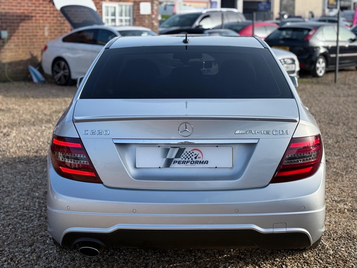 Used Mercedes-Benz C Class 2014 for sale - 77940452: Photo 8