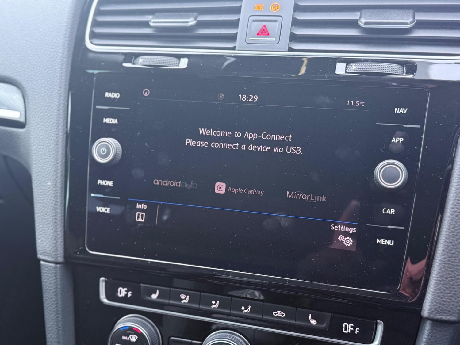 Used Volkswagen Golf for sale - 78135785: Photo 9