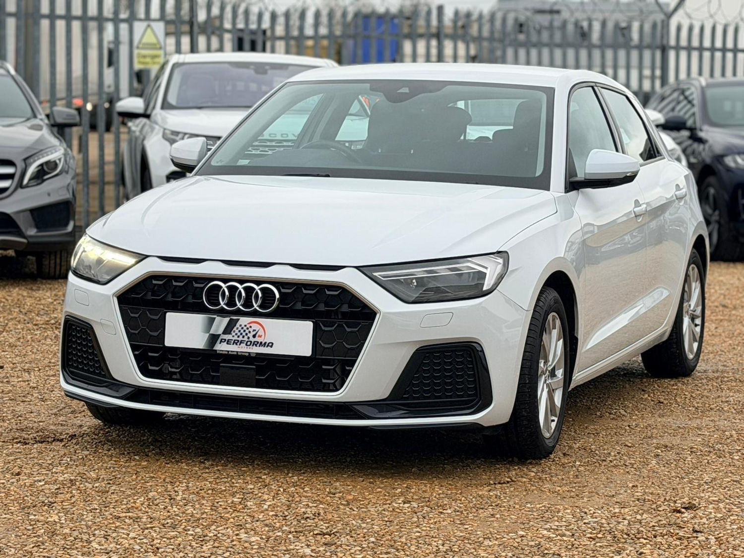 Used Audi A1 for sale - 77267002: Photo 3