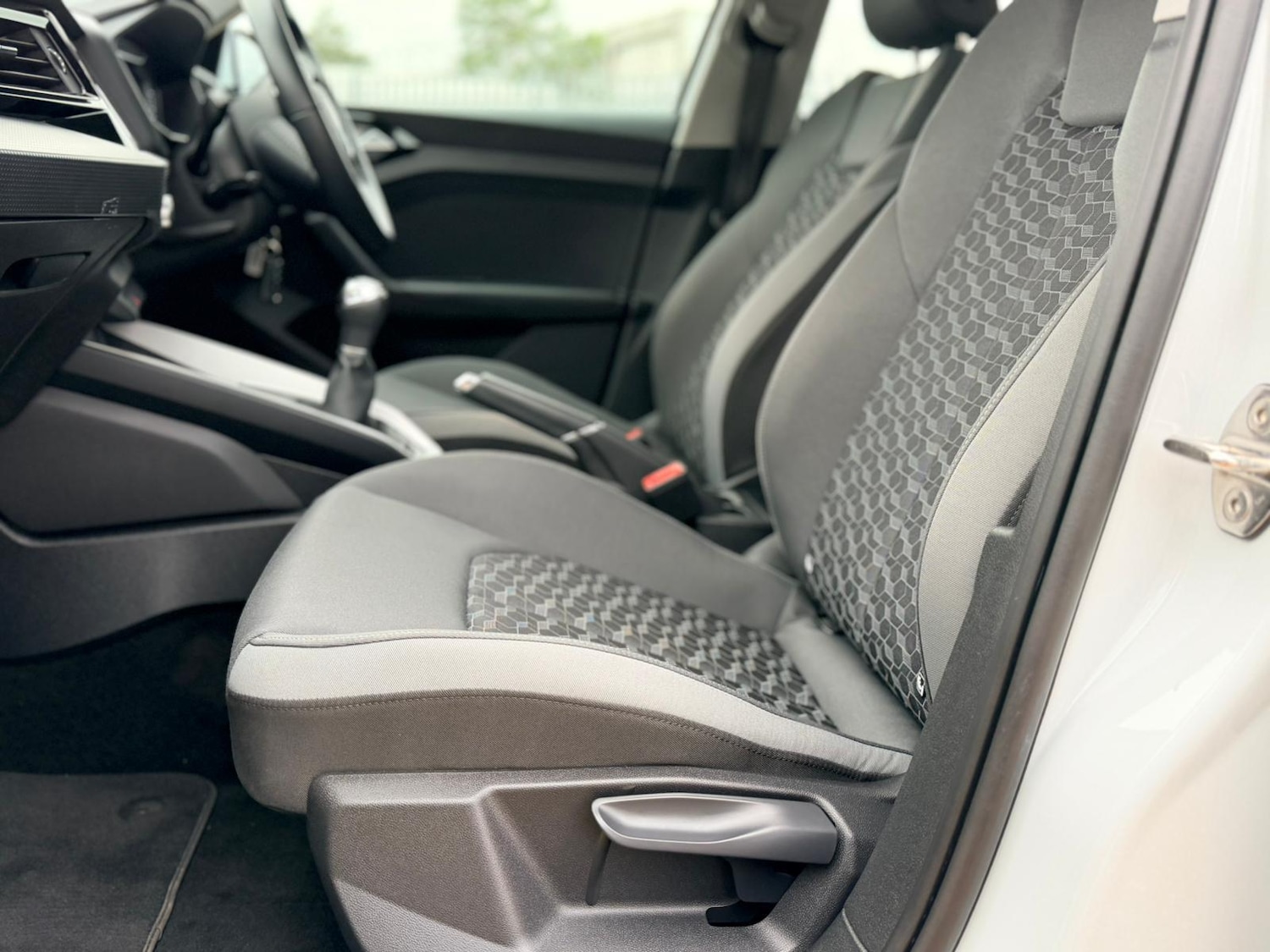 Used Audi A1 for sale - 77267002: Photo 37