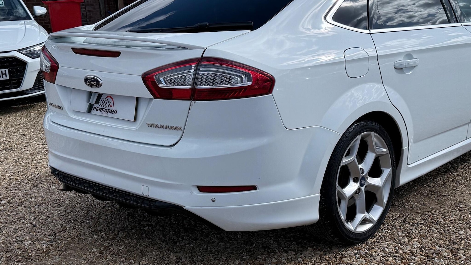 Used Ford Mondeo 2013 for sale - 77892854: Photo 13