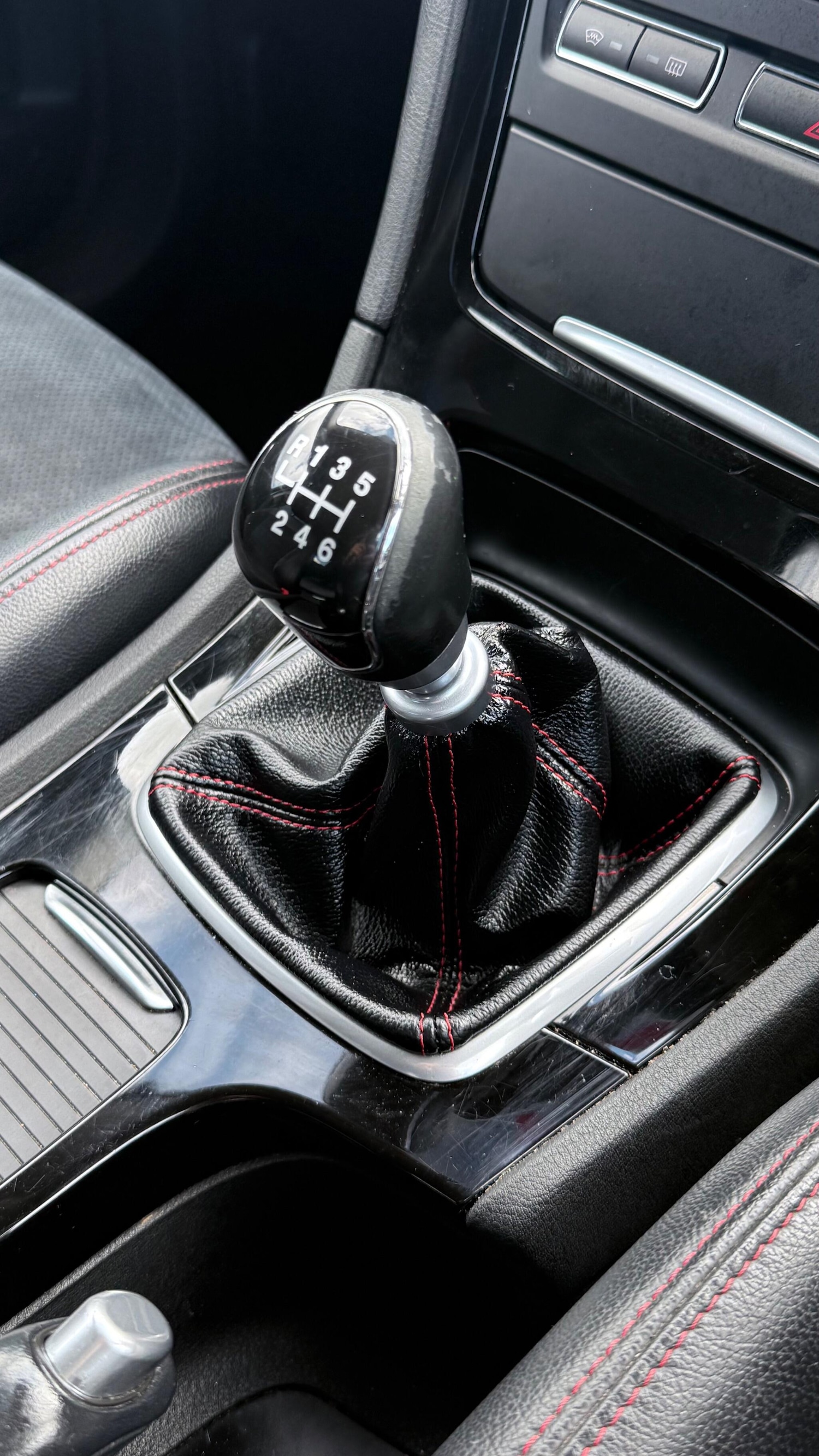 Used Ford Mondeo 2013 for sale - 77892854: Photo 14