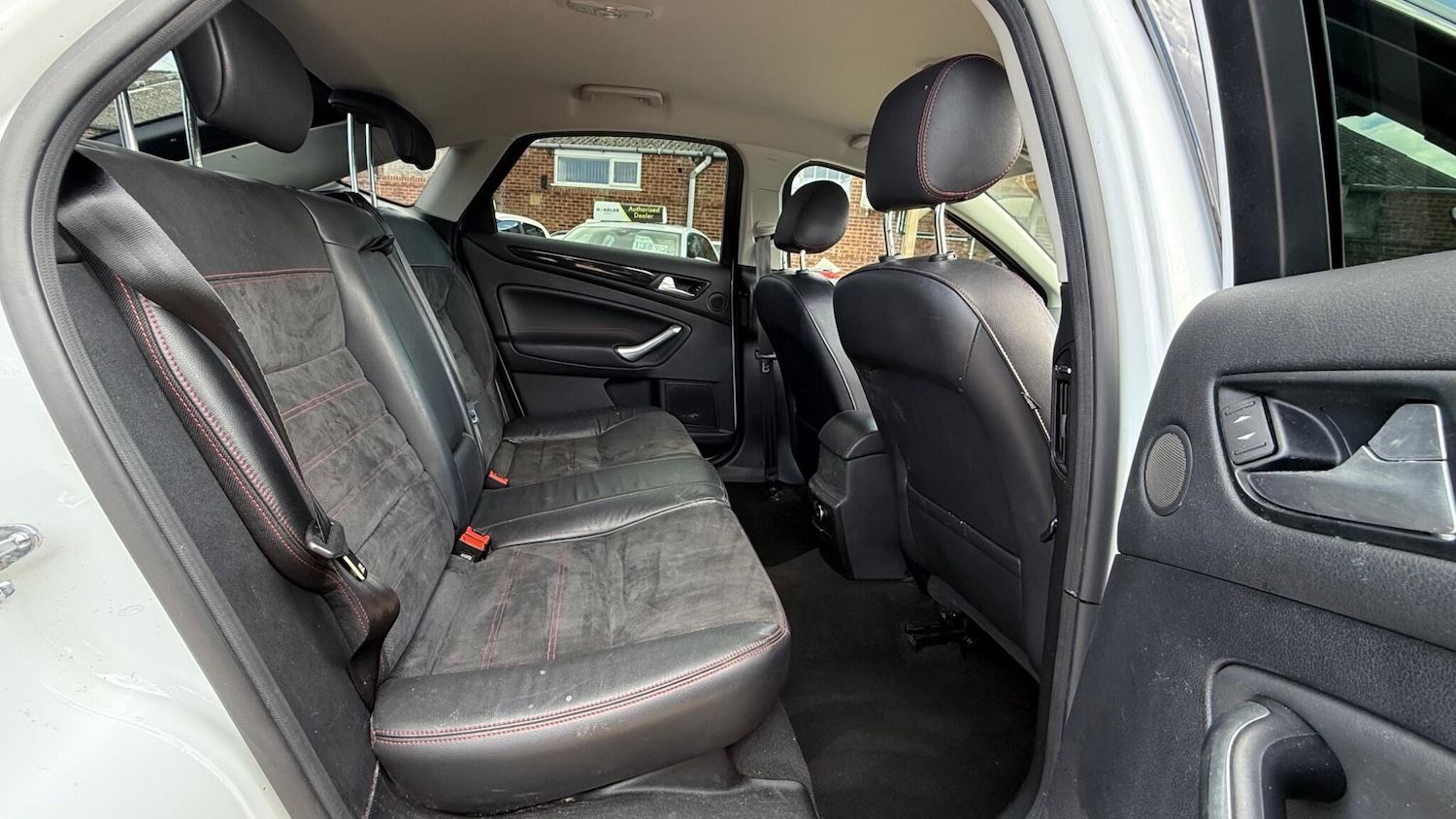 Used Ford Mondeo 2013 for sale - 77892854: Photo 17