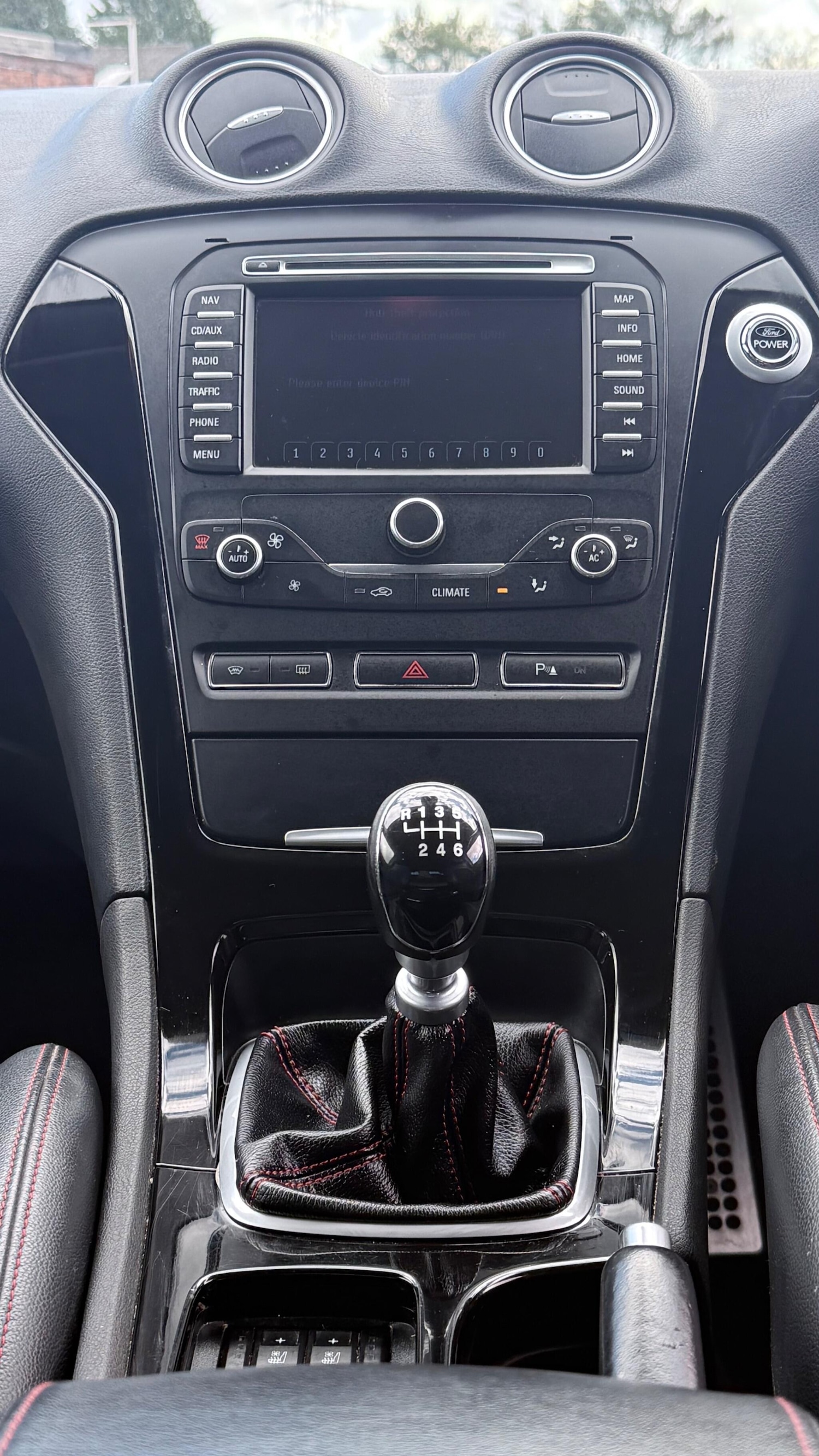 Used Ford Mondeo 2013 for sale - 77892854: Photo 23