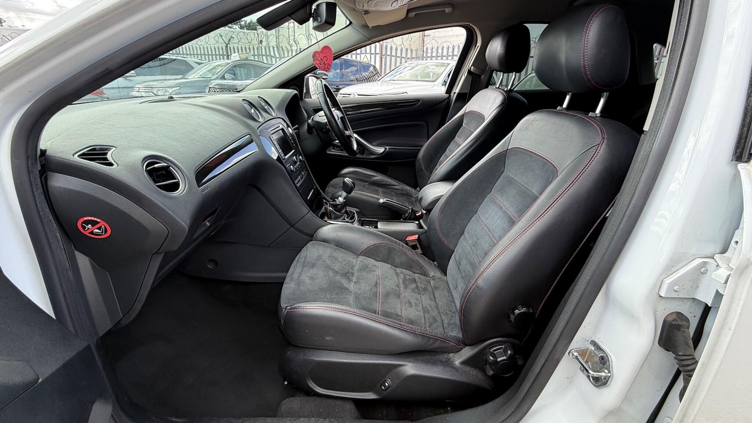 Used Ford Mondeo 2013 for sale - 77892854: Photo 29