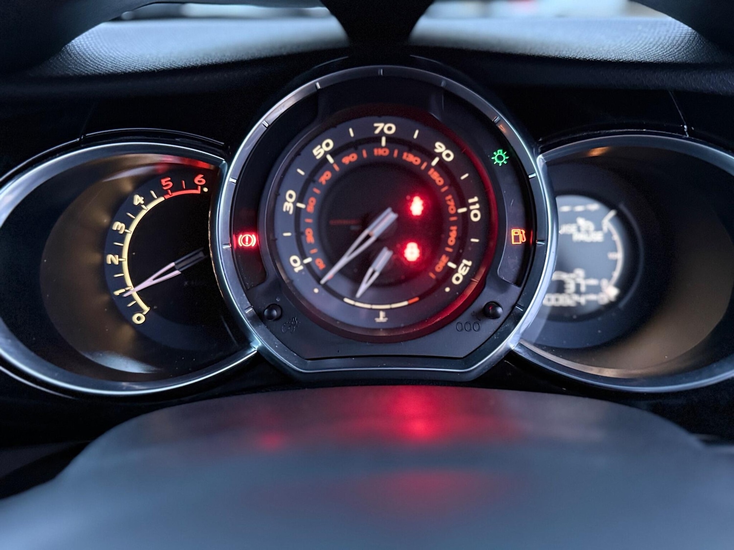 Used Citroen DS3 2014 for sale - 76432154: Photo 20