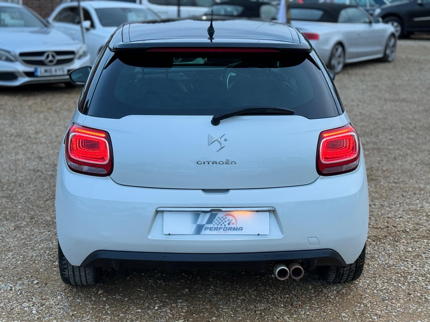 Used Citroen DS3 2014 for sale - 76432154: Photo 9