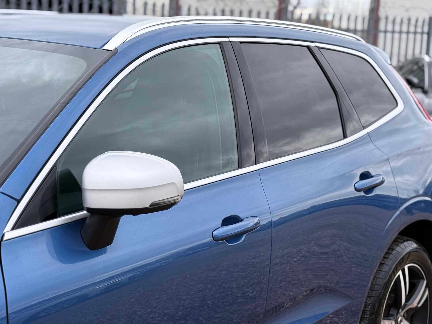 Used Volvo XC60 2018 for sale - 77670750: Photo 33